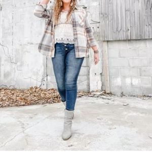 Maurices Everflex High Rise Super Skinny Button Fly Jeans